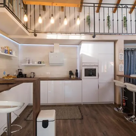 Vila Veranda * Сегет Доньи